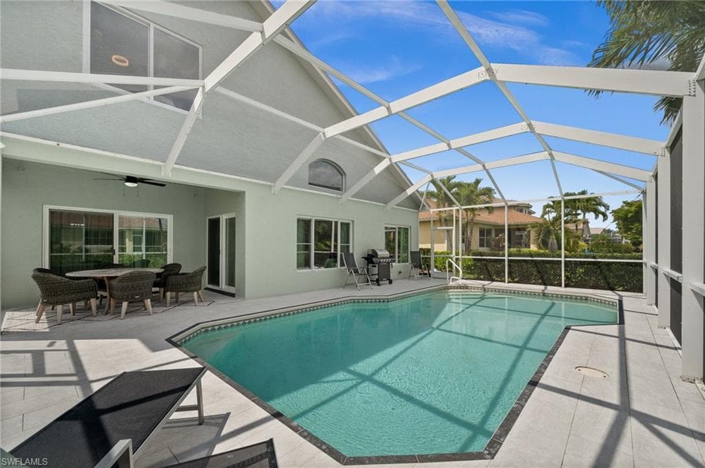 2513 Blackburn Cir, Cape Coral, FL 33991-20