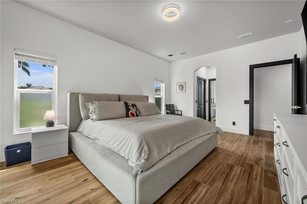 2513 Blackburn Cir, Cape Coral, FL 33991-23