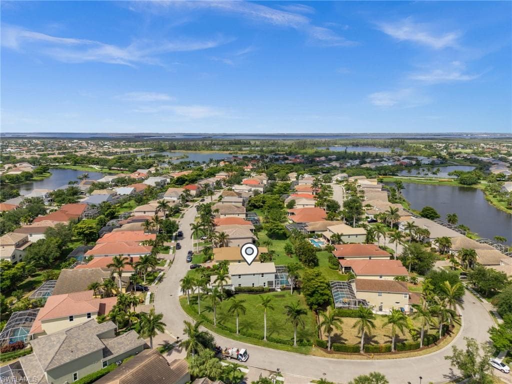 2513 Blackburn Cir, Cape Coral, FL 33991-37