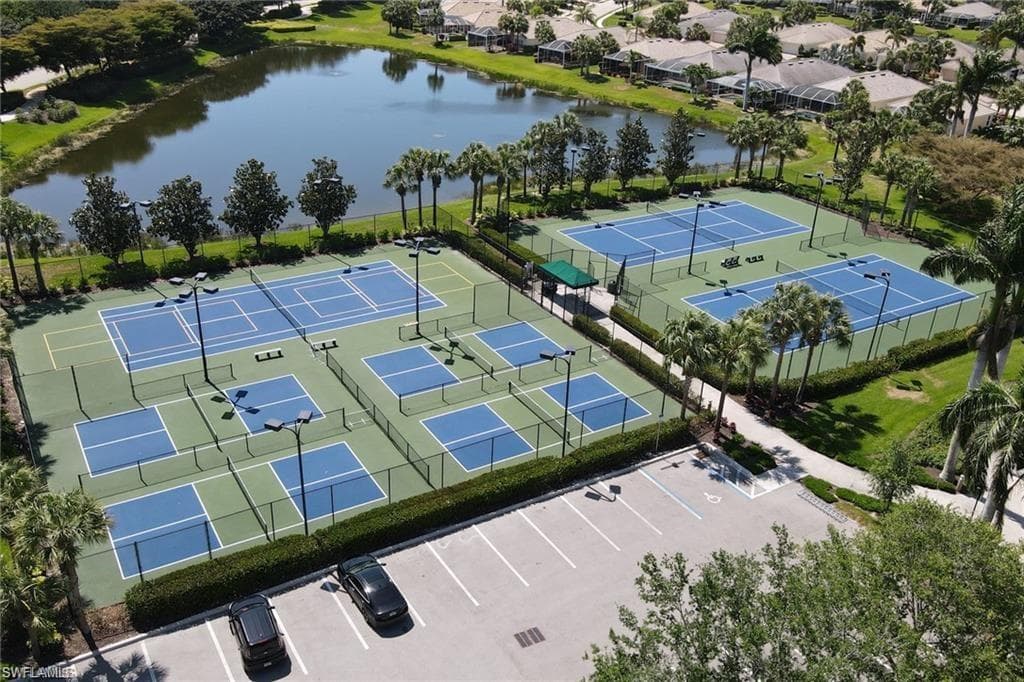 2513 Blackburn Cir, Cape Coral, FL 33991-44