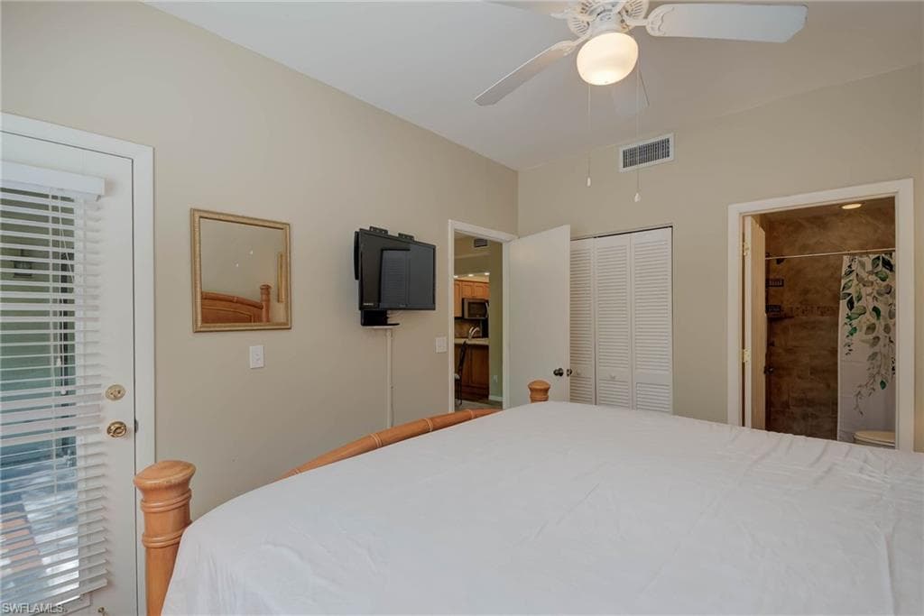 3323 Olympic Dr 723, Naples, FL 34105-17