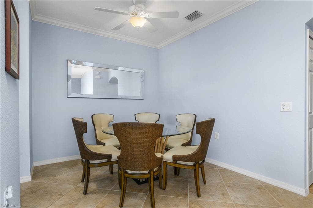 9719 Acqua Ct 241, Naples, FL 34113-11