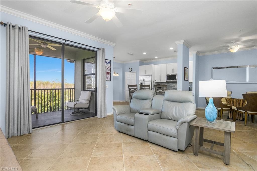 9719 Acqua Ct 241, Naples, FL 34113-14