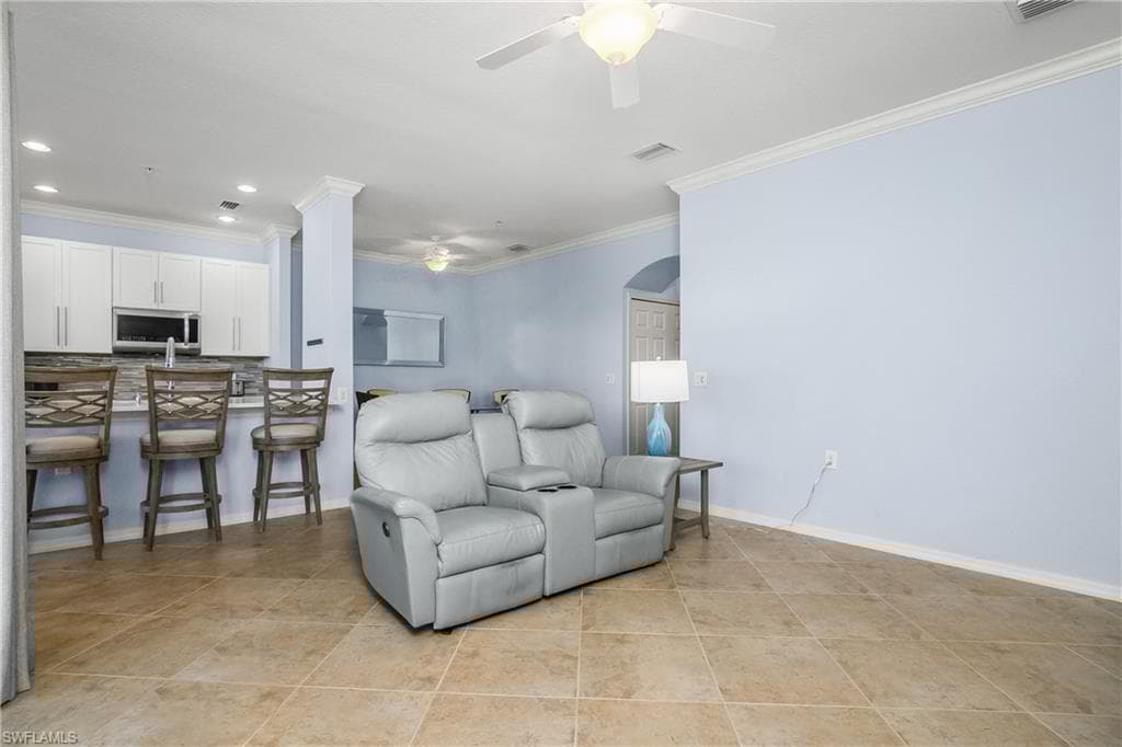 9719 Acqua Ct 241, Naples, FL 34113-17