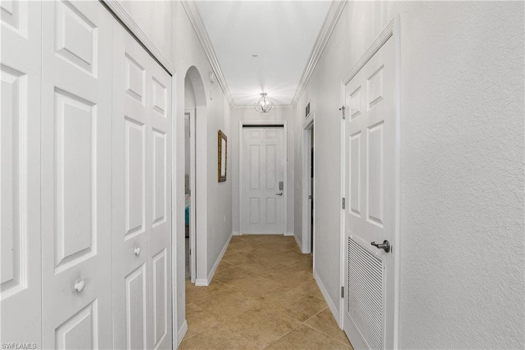 9719 Acqua Ct 241, Naples, FL 34113-27