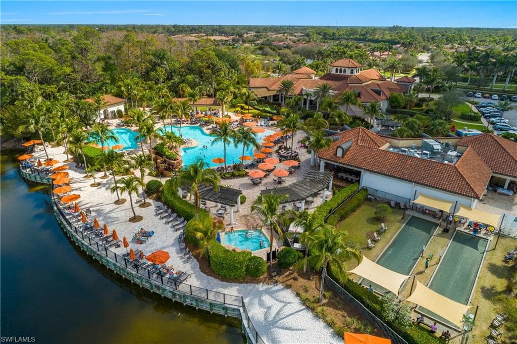 9719 Acqua Ct 241, Naples, FL 34113-46