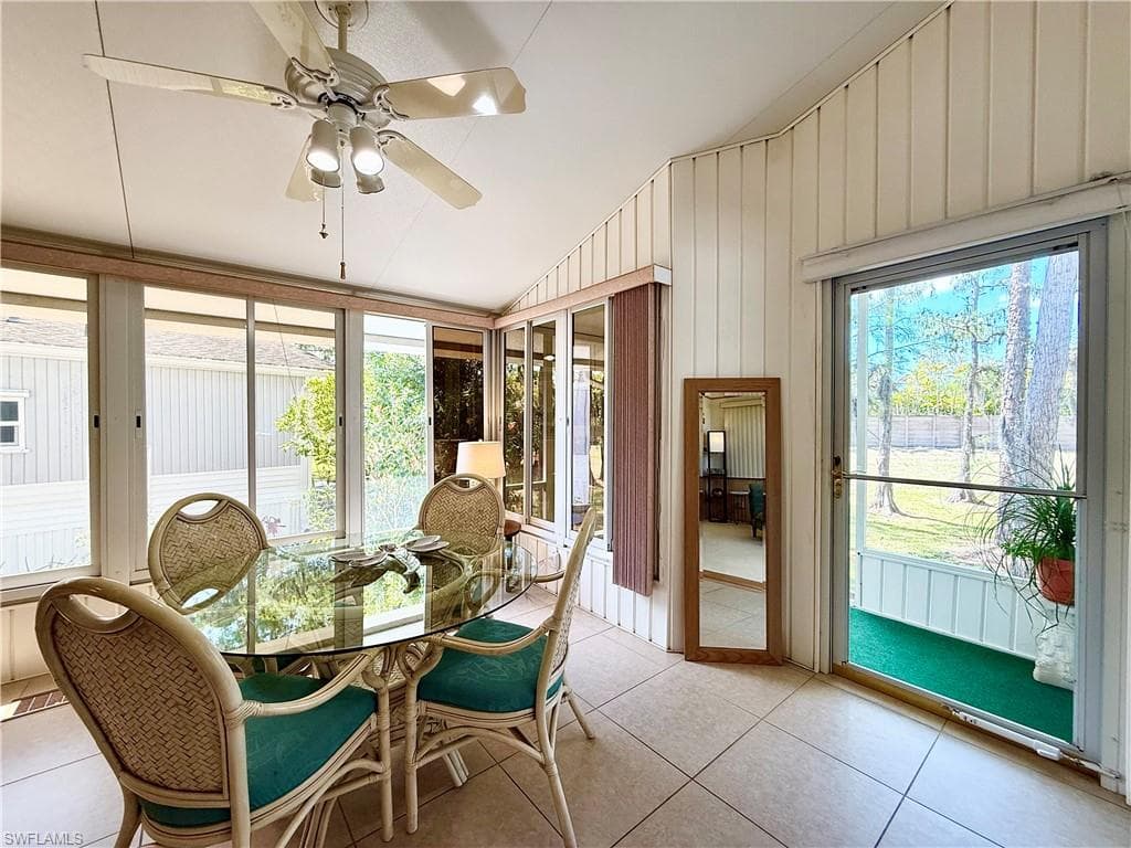 91 Vanda Sanctuary 91, Naples, FL 34114-17