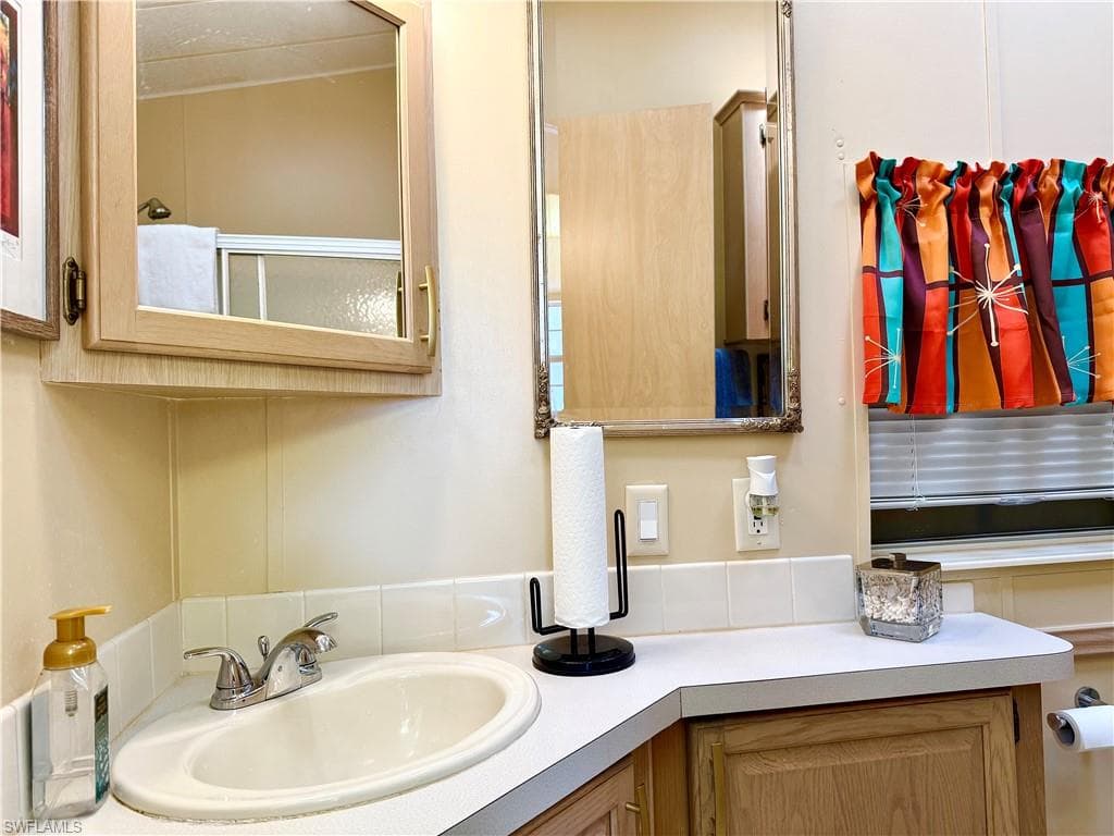 91 Vanda Sanctuary 91, Naples, FL 34114-28
