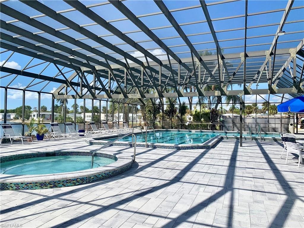 91 Vanda Sanctuary 91, Naples, FL 34114-37