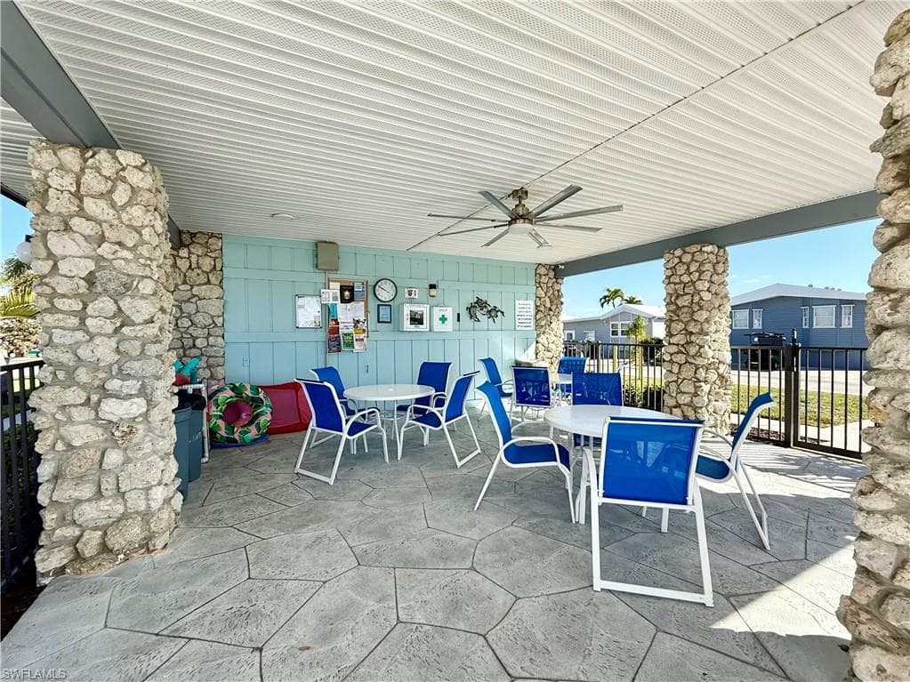91 Vanda Sanctuary 91, Naples, FL 34114-45