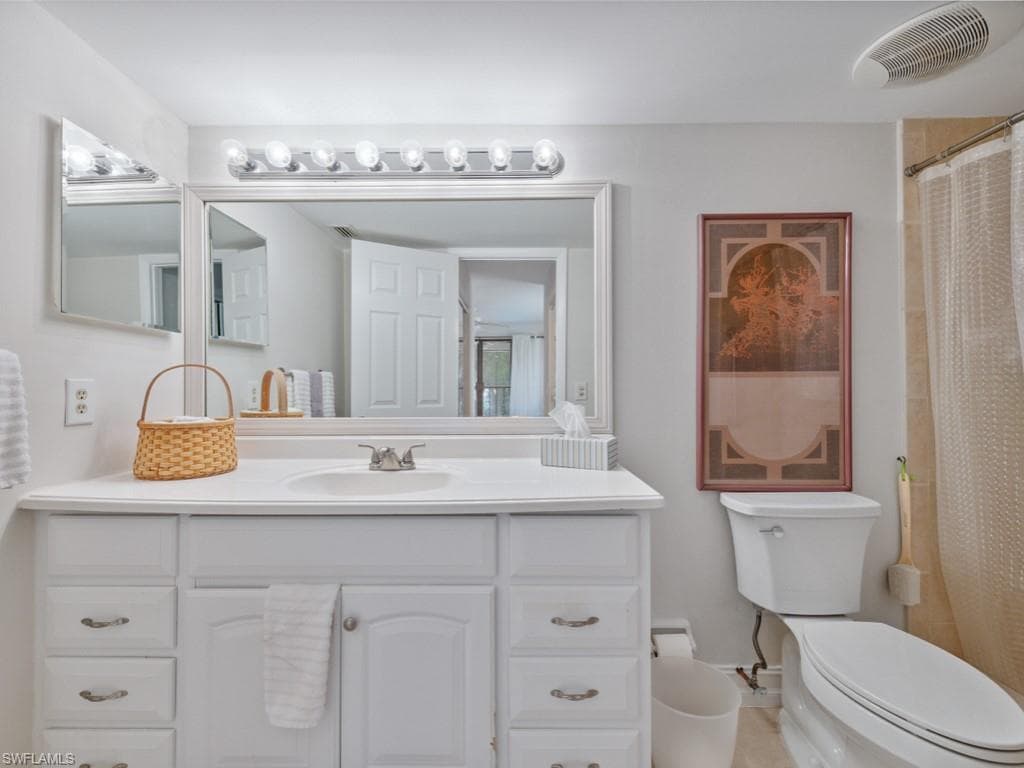151 Cypress Way E E101, Naples, FL 34110-20