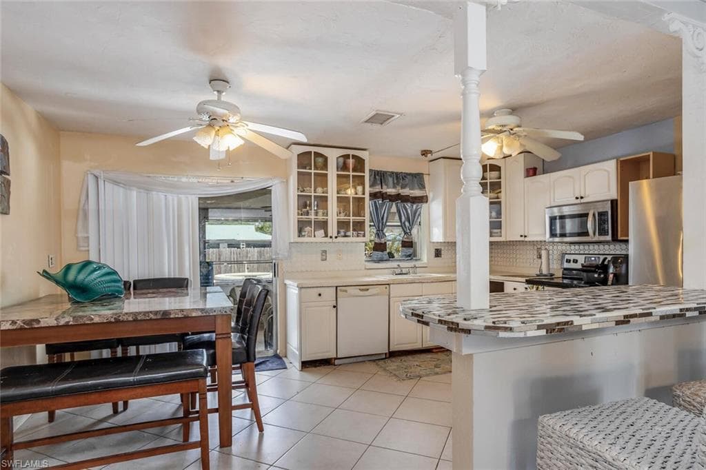 55 2nd St, Bonita Springs, FL 34134-4