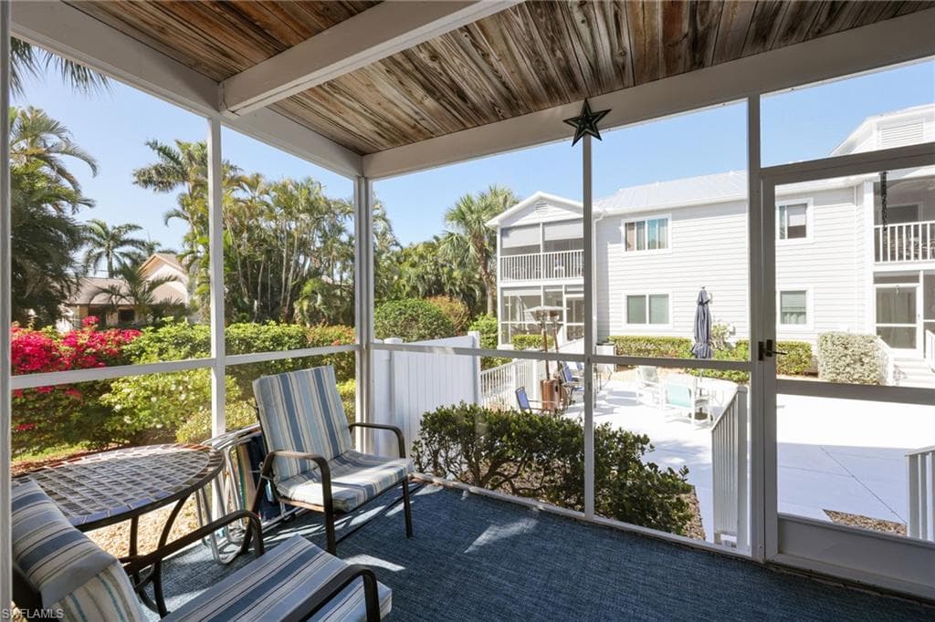 829 Elkcam Cir 2-106, Marco Island, FL 34145-2