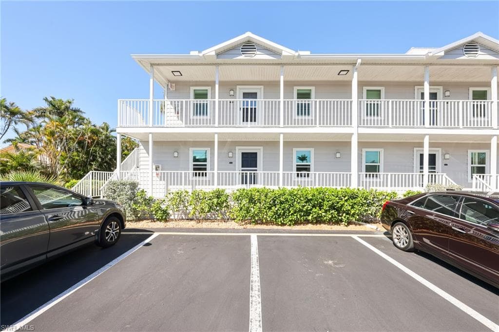 829 Elkcam Cir 2-106, Marco Island, FL 34145-4