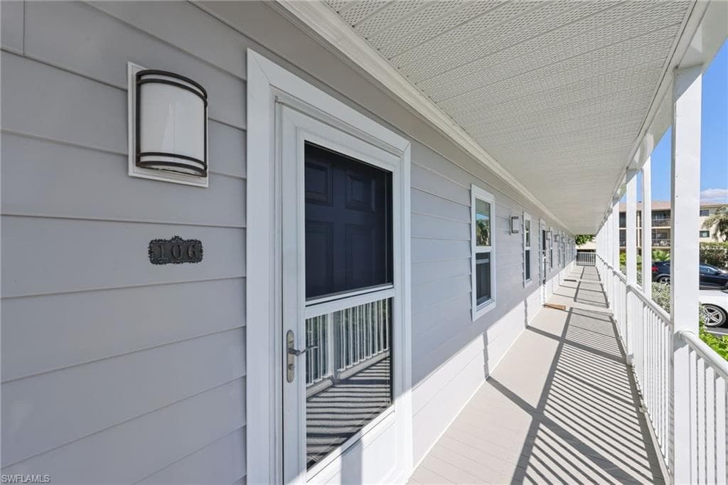 829 Elkcam Cir 2-106, Marco Island, FL 34145-5