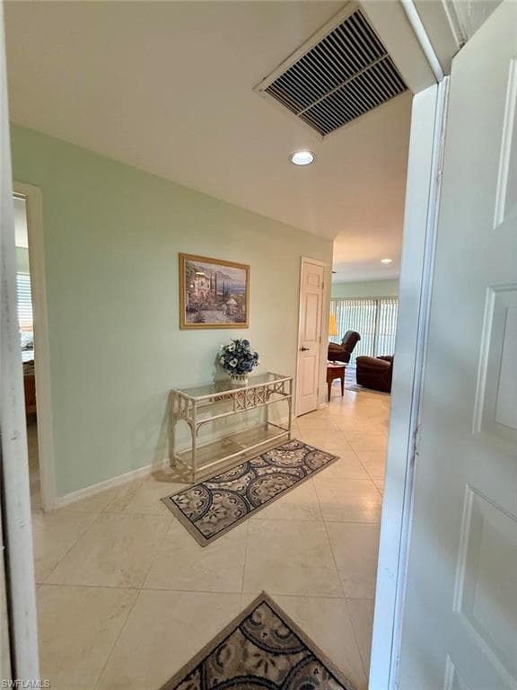 4802 Lakewood Blvd, Naples, FL 34112-4