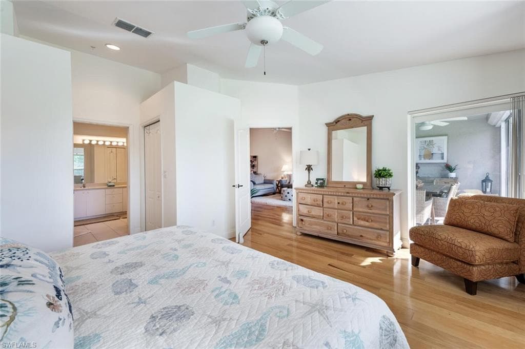 8600 Naples Heritage Dr 526, Naples, FL 34112-25