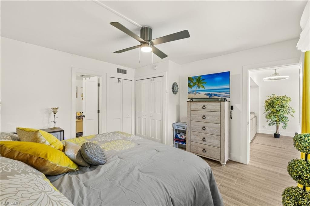 1417 Chesapeake Ave 106, Naples, FL 34102-16
