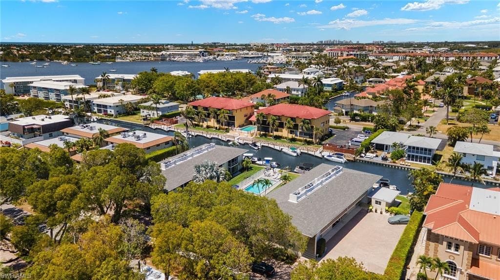 1417 Chesapeake Ave 106, Naples, FL 34102-27