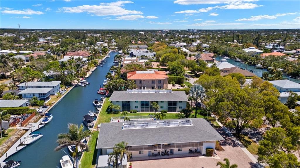 1417 Chesapeake Ave 106, Naples, FL 34102-29