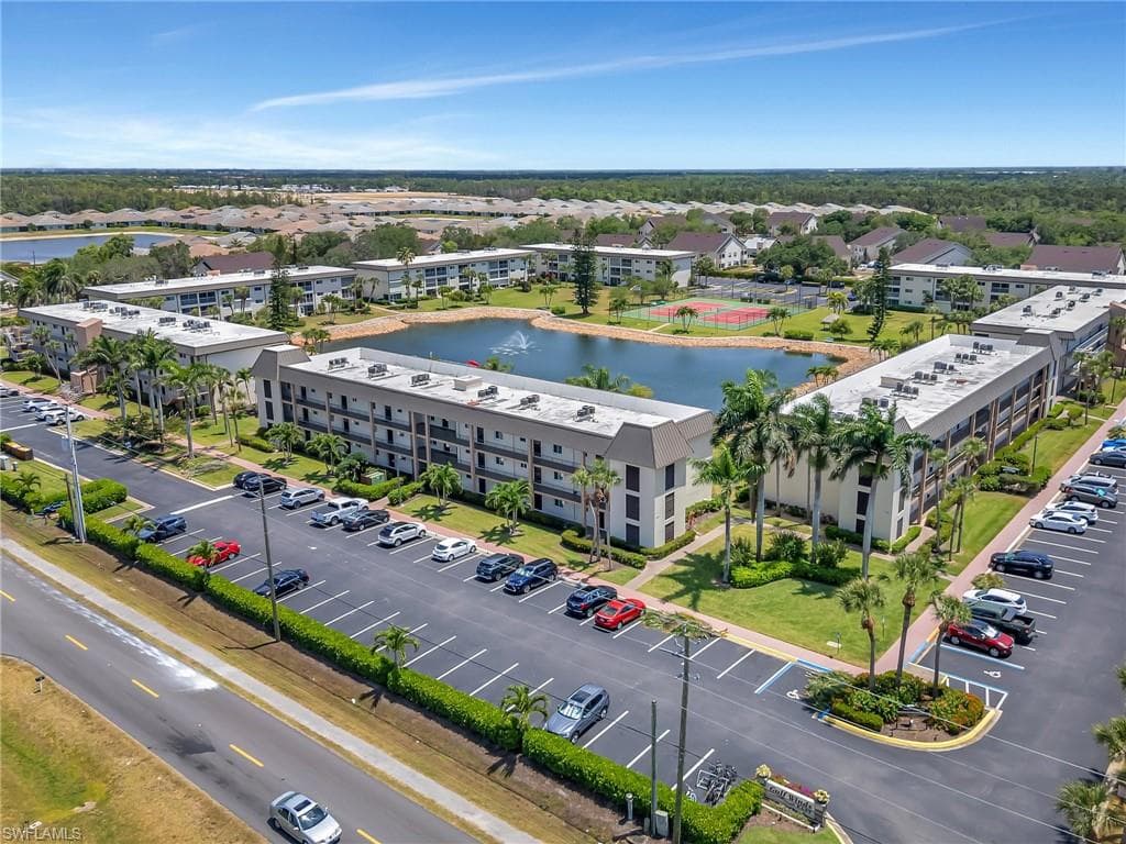 1010 Manatee Rd B305, Naples, FL 34114-18