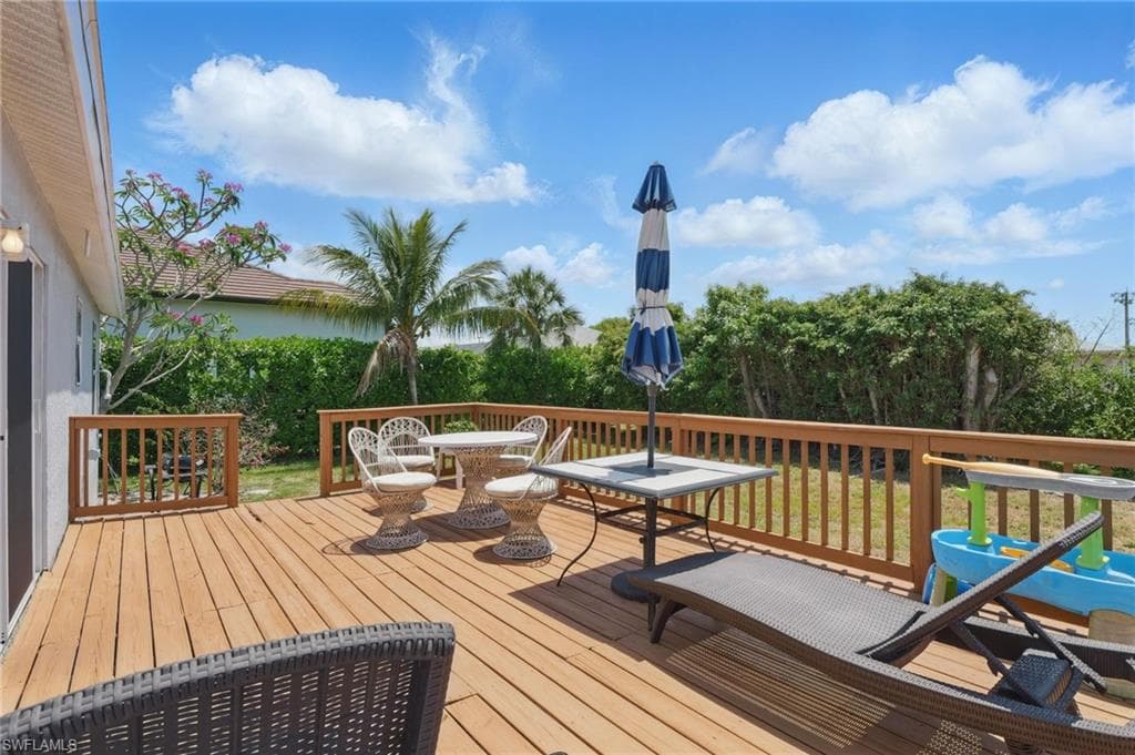 1357 Merrimac Ave, Marco Island, Fl 34145-18