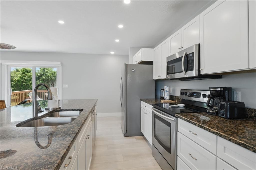 1357 Merrimac Ave, Marco Island, Fl 34145-43