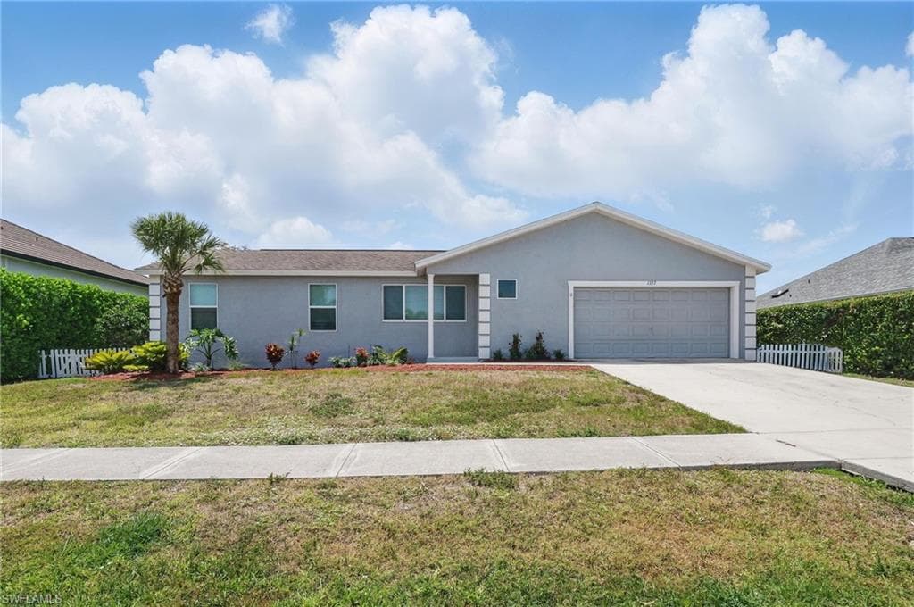 1357 Merrimac Ave, Marco Island, Fl 34145-47