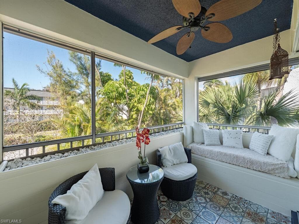 39 Watercolor Way 39, Naples, FL 34113-12