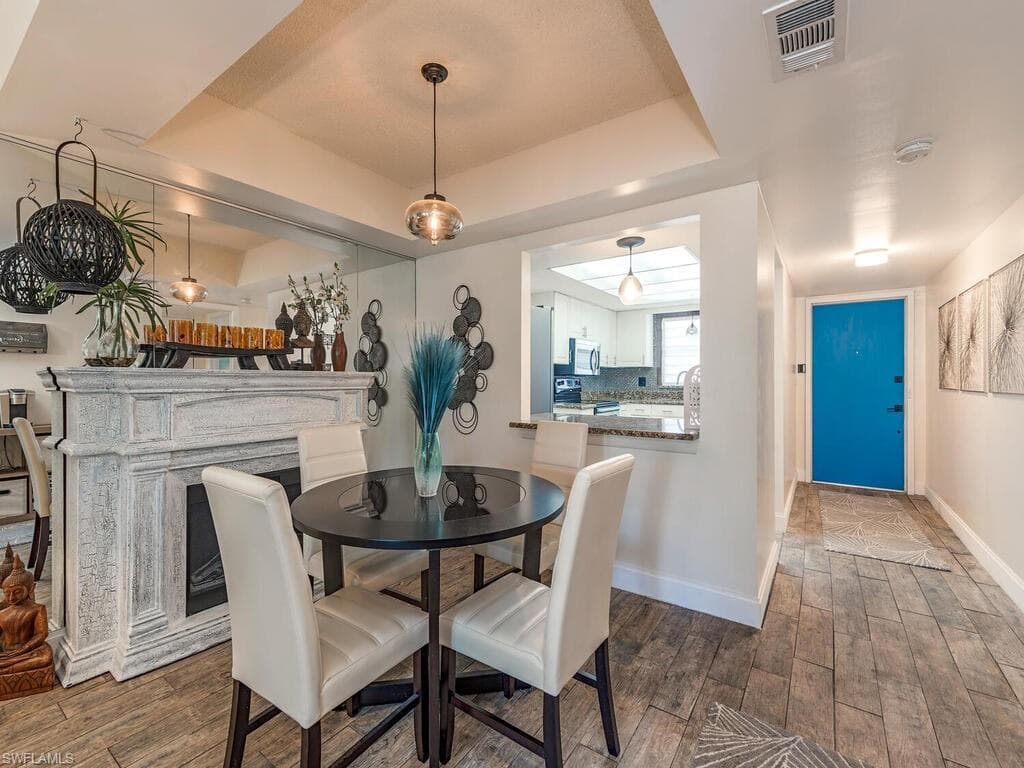 39 Watercolor Way 39, Naples, FL 34113-5