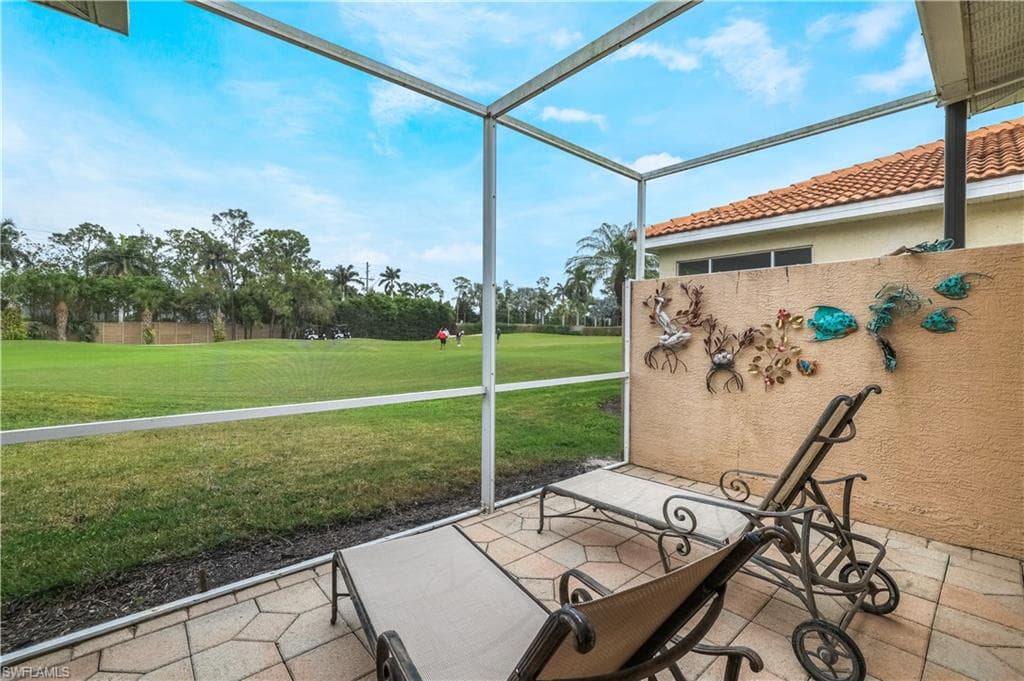 317 Harvard Ln, Naples, FL 34104-26