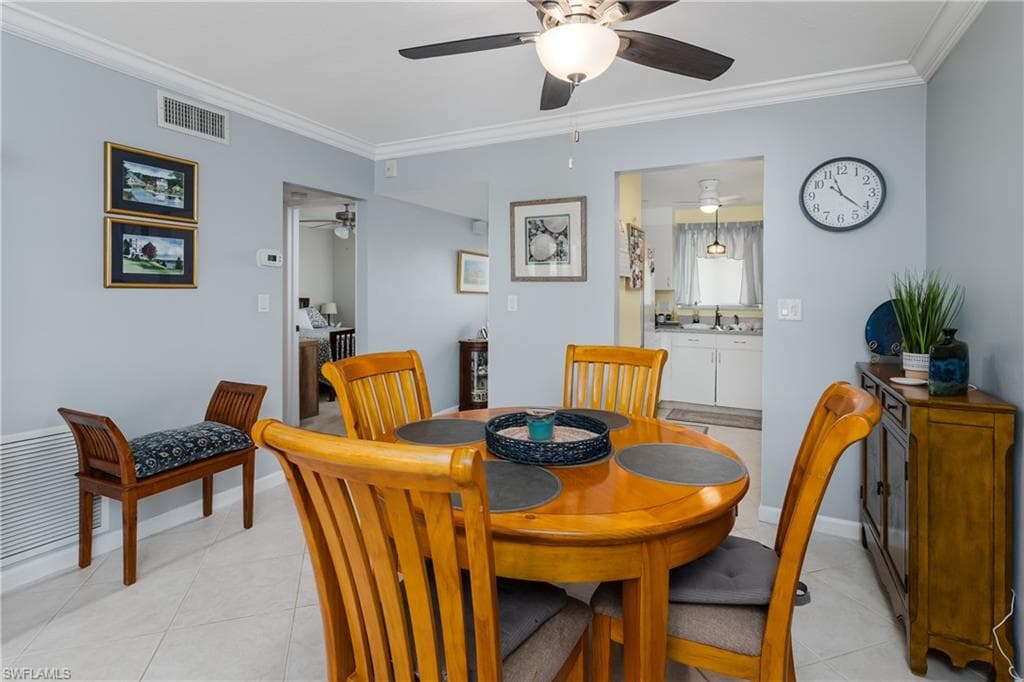 1010 Manatee Rd B304, Naples, FL 34114-9