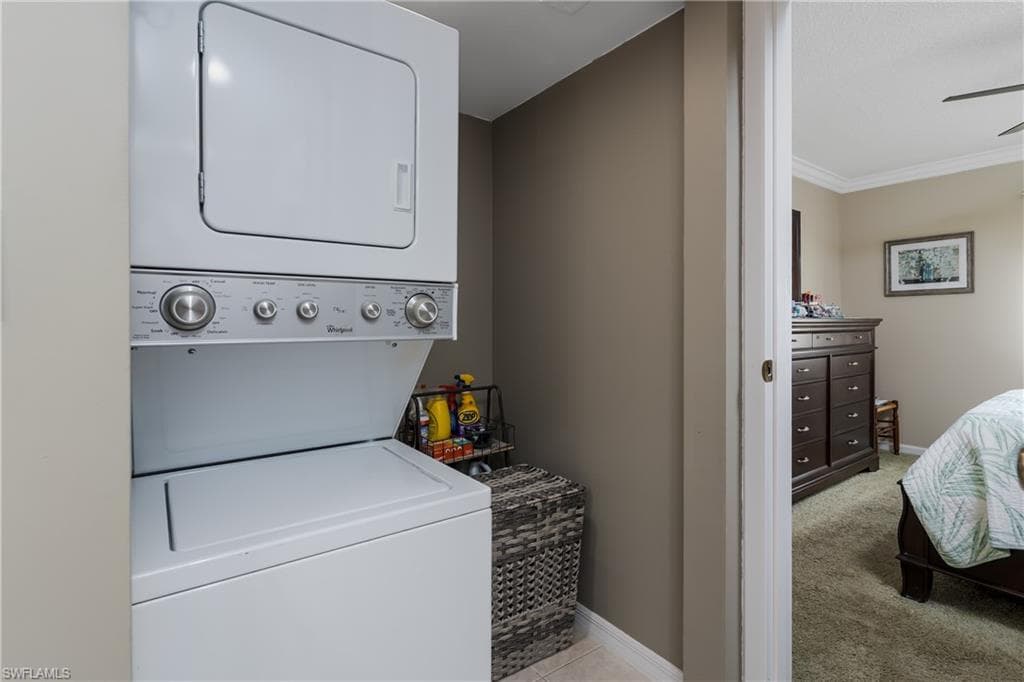 1010 Manatee Rd B304, Naples, FL 34114-19
