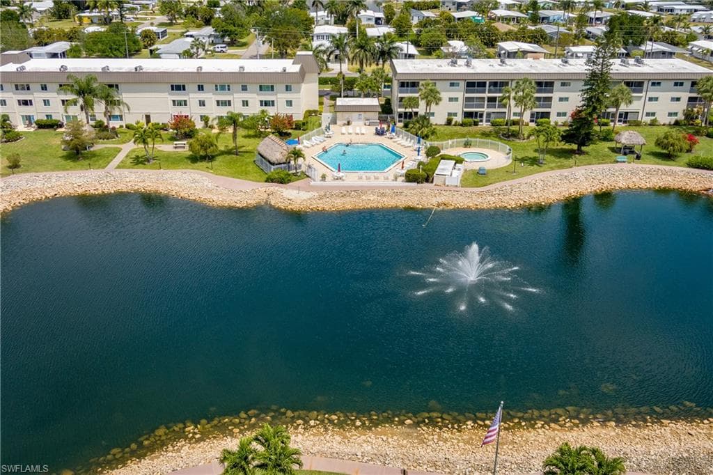 1010 Manatee Rd B304, Naples, FL 34114-5