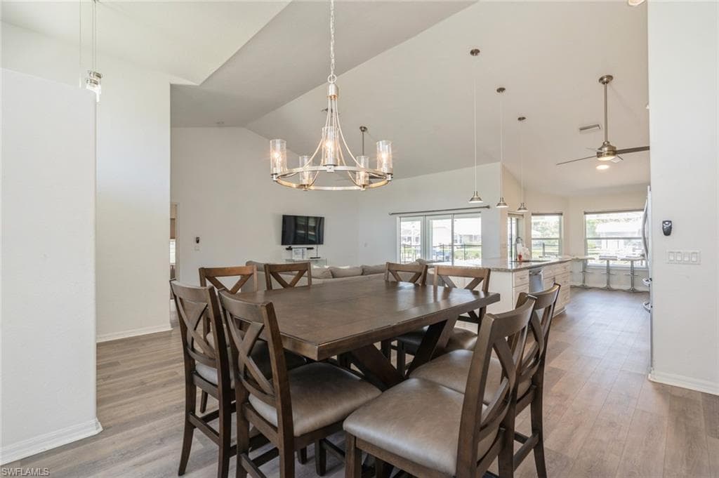 1921 12th St, Cape Coral, FL 33990-13