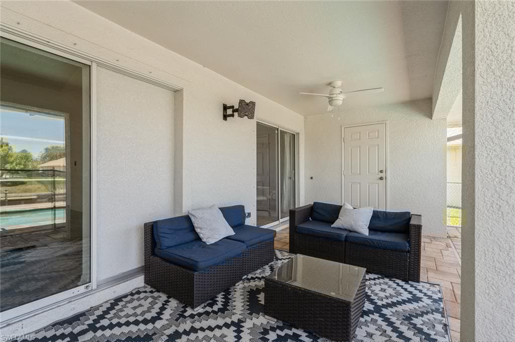 1921 12th St, Cape Coral, FL 33990-44