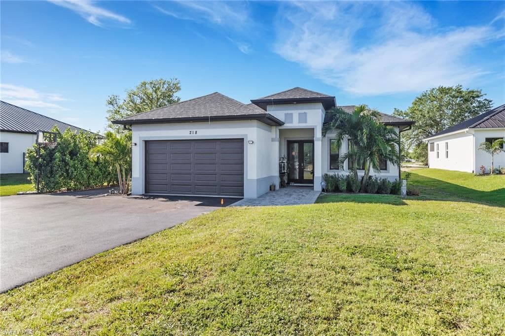 218 22nd Ave NE, Naples, FL 34120-1