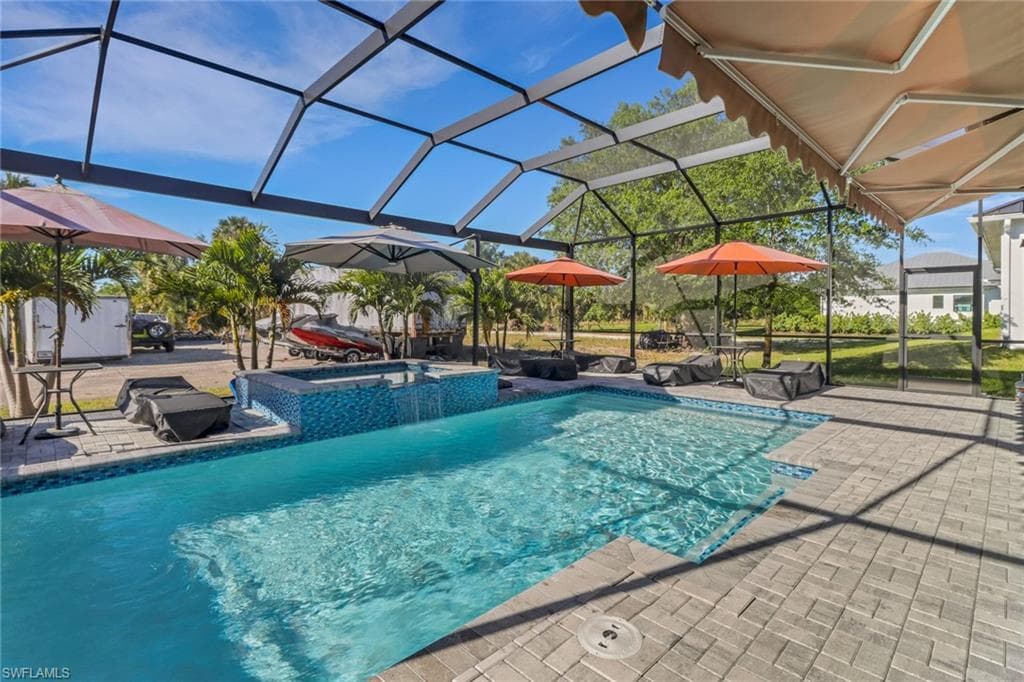 218 22nd Ave NE, Naples, FL 34120-25