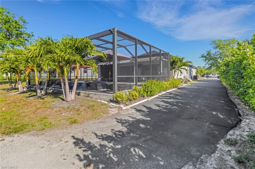 218 22nd Ave NE, Naples, FL 34120-29