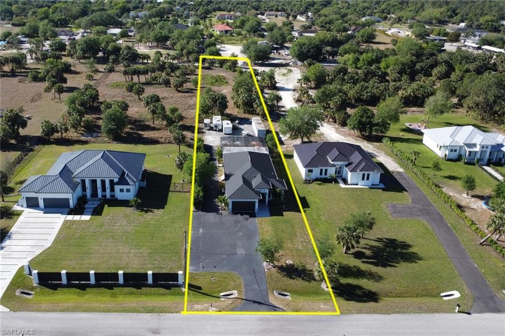 218 22nd Ave NE, Naples, FL 34120-30