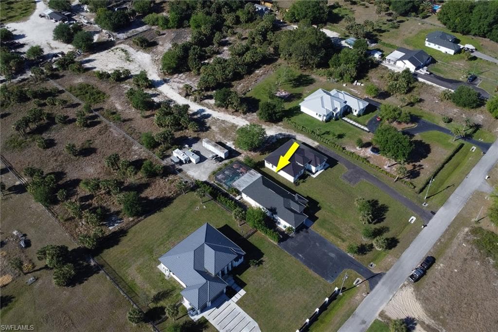 218 22nd Ave NE, Naples, FL 34120-37