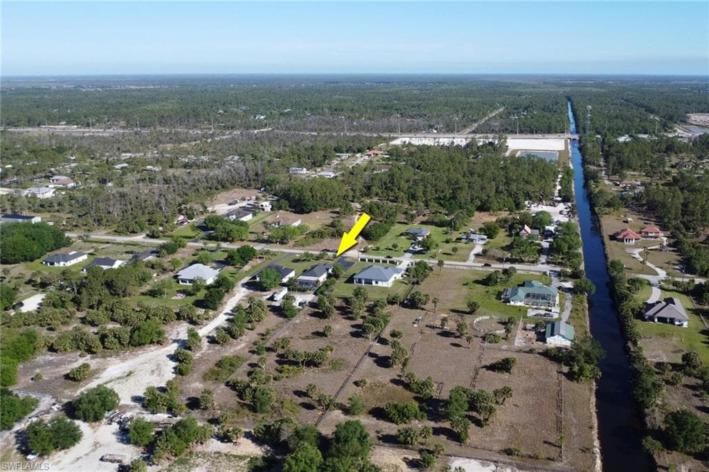 218 22nd Ave NE, Naples, FL 34120-40