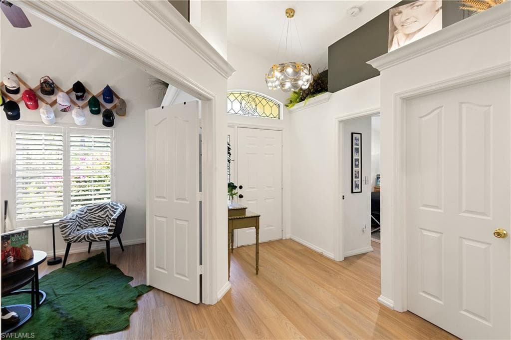 5320 Whitten Dr 46, Naples, FL 34104-10