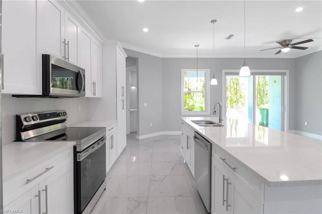 4140 31st Ave NE, Naples, FL 34120-15