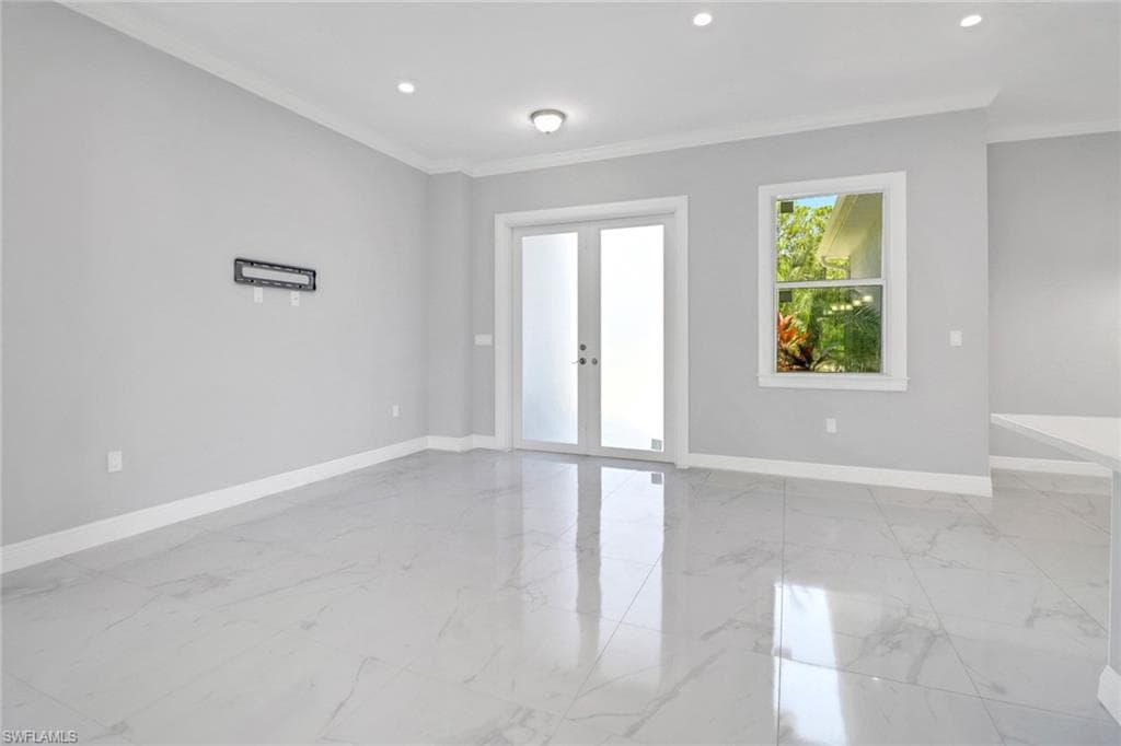 4140 31st Ave NE, Naples, FL 34120-5