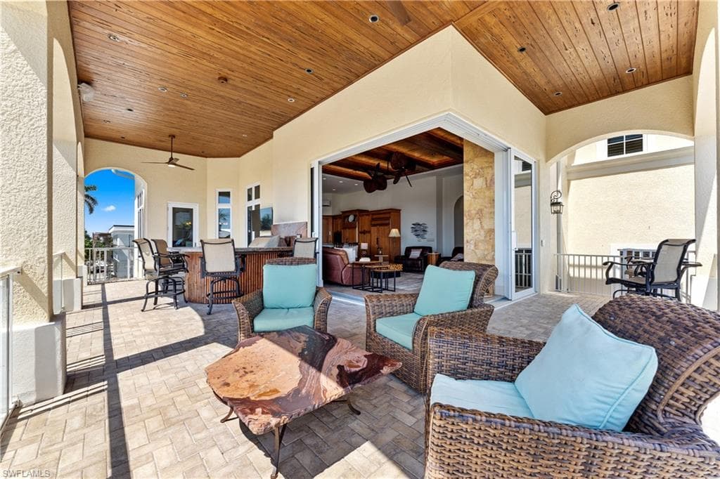 18276 Cutlass Dr, Fort Myers Beach, FL 33931-12