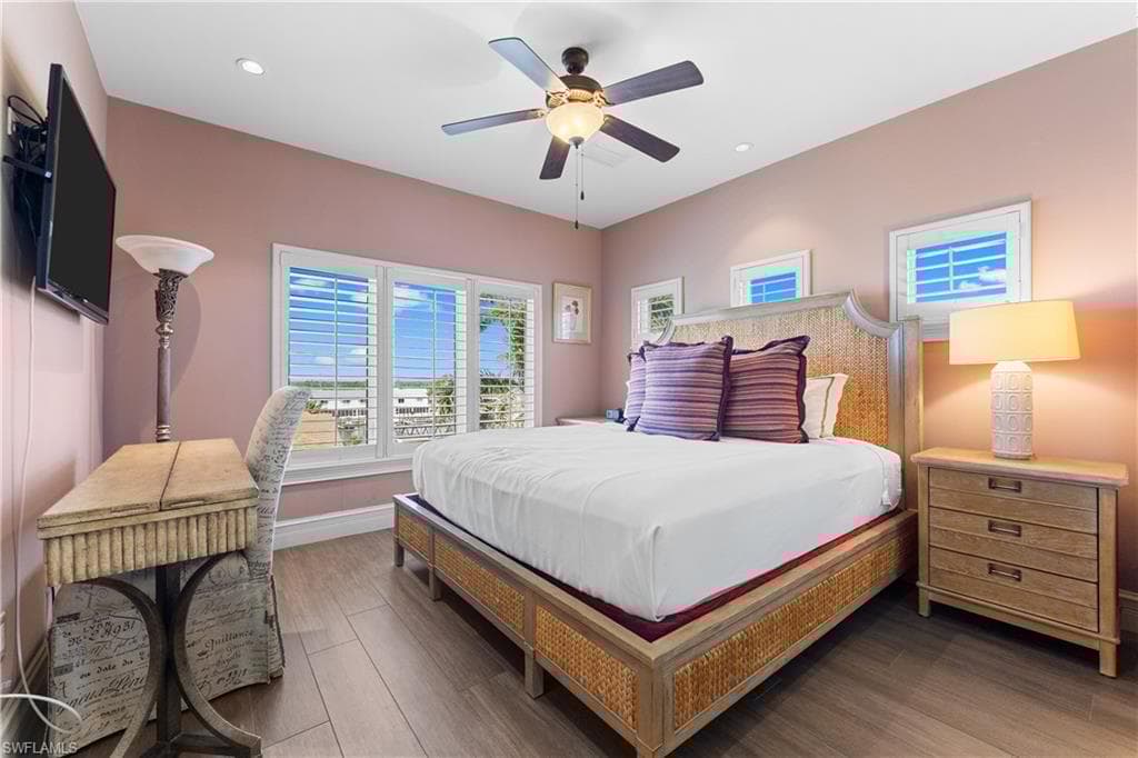 18276 Cutlass Dr, Fort Myers Beach, FL 33931-20
