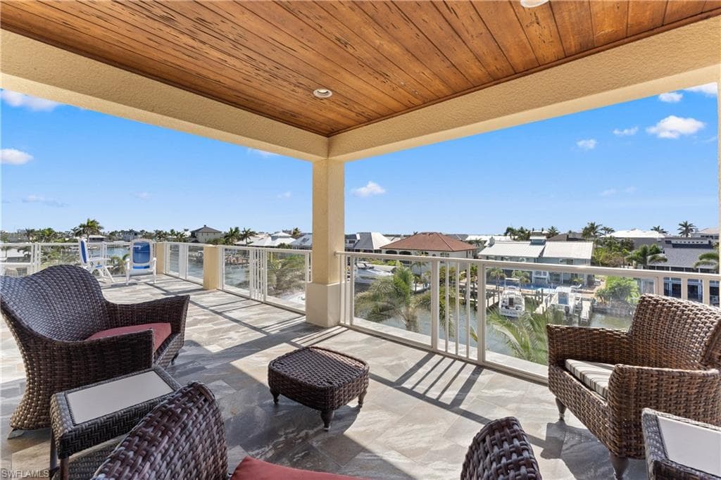 18276 Cutlass Dr, Fort Myers Beach, FL 33931-25