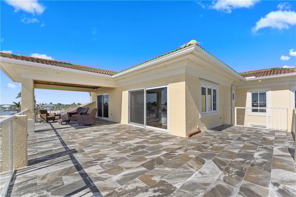 18276 Cutlass Dr, Fort Myers Beach, FL 33931-28