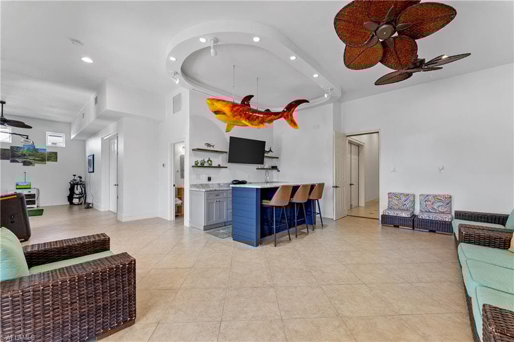 18276 Cutlass Dr, Fort Myers Beach, FL 33931-30